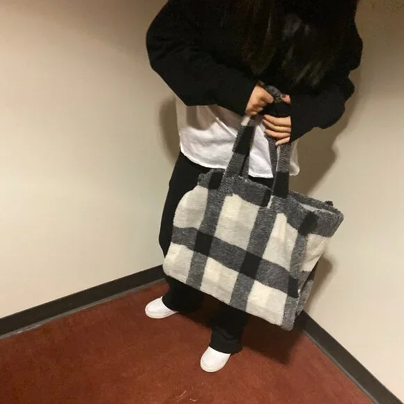 Stand Studio Lola Check Faux Fur Shearling Big Tote Shoulder Bag - Picture 11 of 16